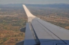 Blick aus einem Flugzeug auf die Toskana